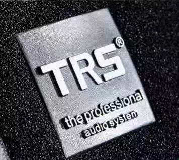 TRS品牌logo